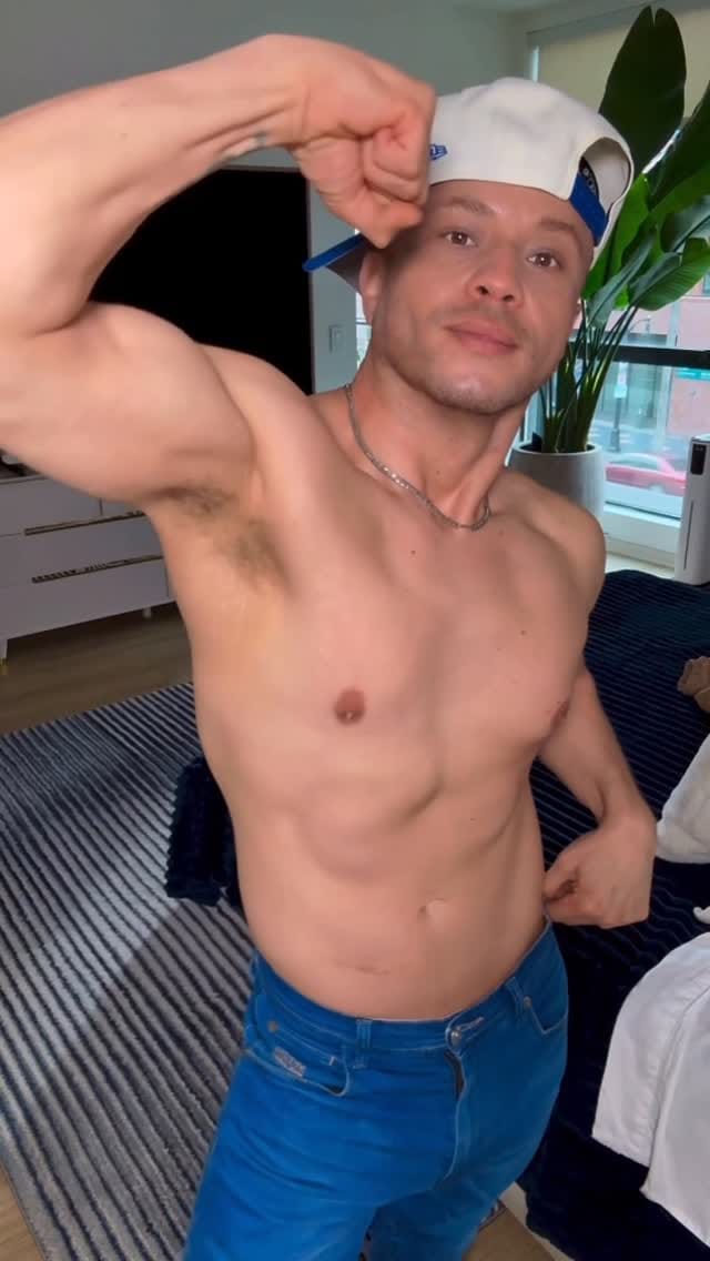 Post 6 by Makario Ruano on Instagram (video)