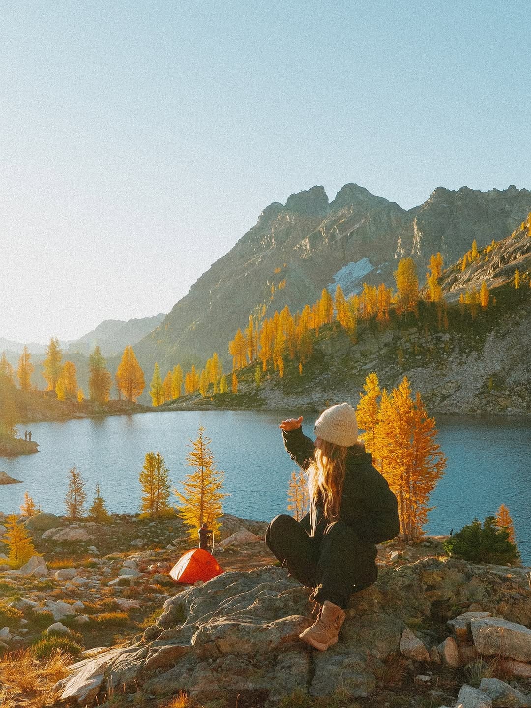 Post 10 by Eva | Travel, Airbnbs, Photography on Instagram (carousel)