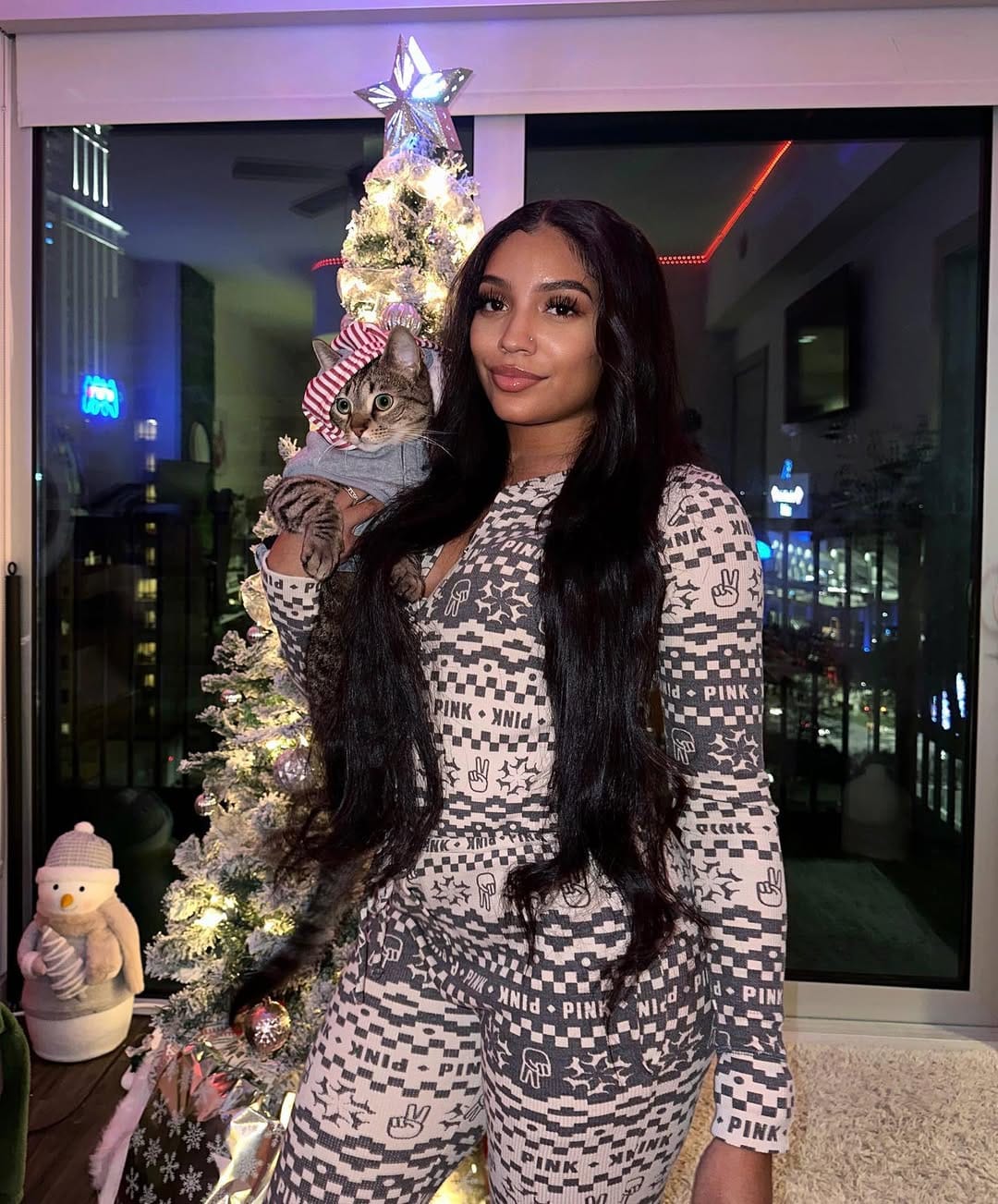 Post 9 by zaina 💕 on Instagram (carousel)