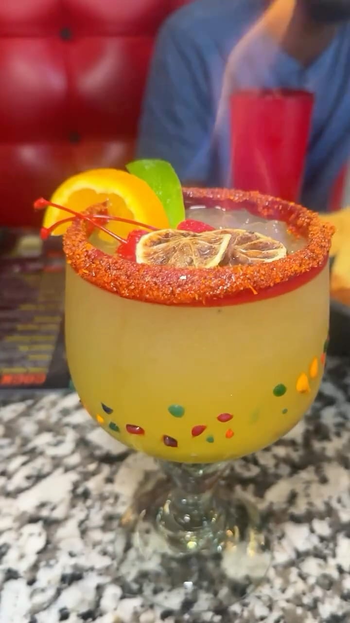 Post 9 by 𝘔𝘢𝘺𝘦𝘭𝘪𝘯 𝘎𝘢𝘳𝘤𝘪𝘢 on Instagram (video)