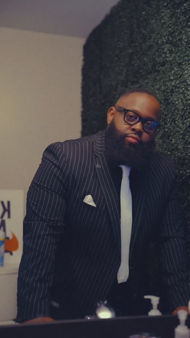 Post 4 by Rommie Edwards on Instagram (video)