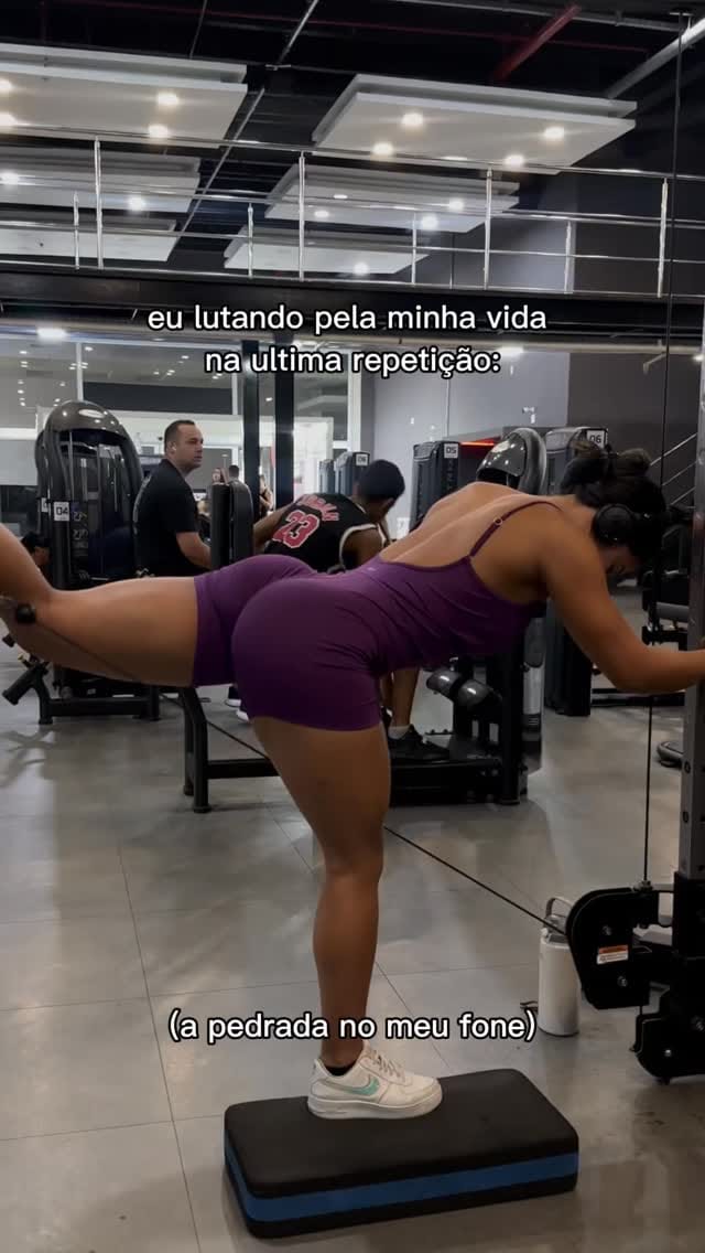 Post 4 by Layza Sousa on Instagram (video)