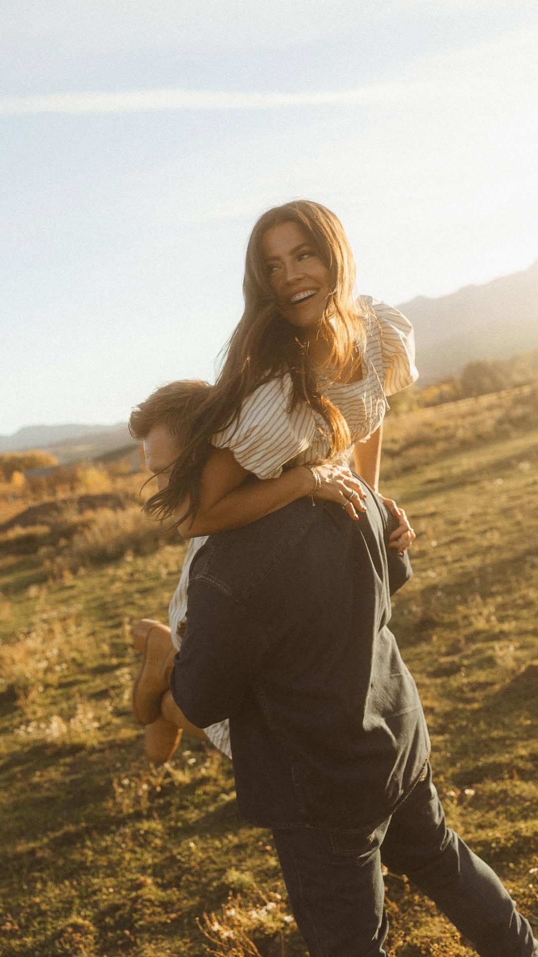 Post 5 by Utah Wedding Photographer on Instagram (video)