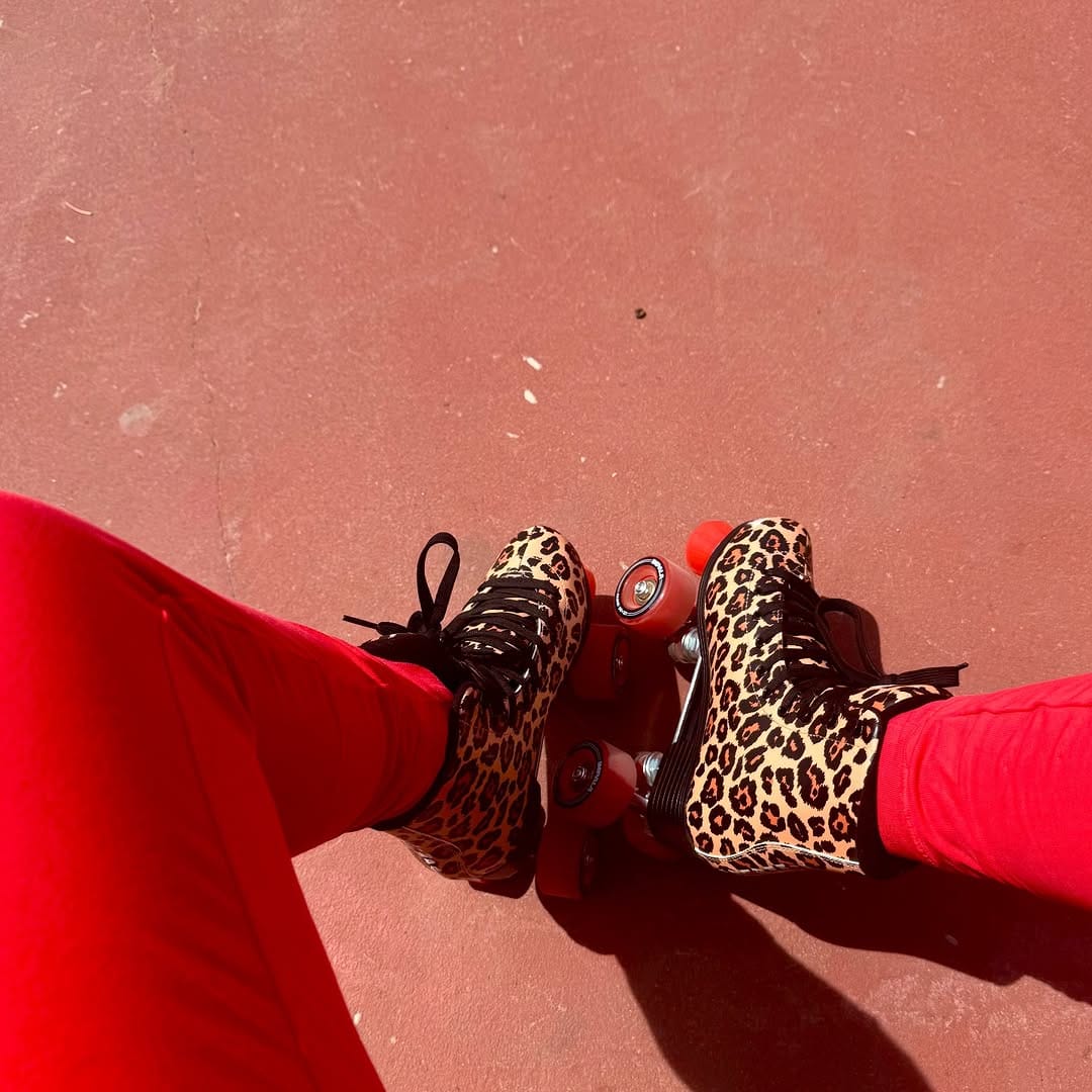 Post 10 by Leticia Owens on Instagram (image)