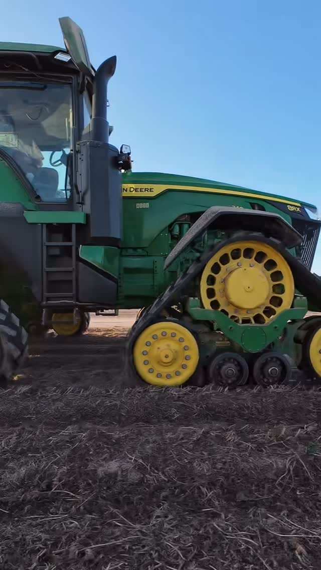 Post 2 by Riggs Ware on Instagram (video)