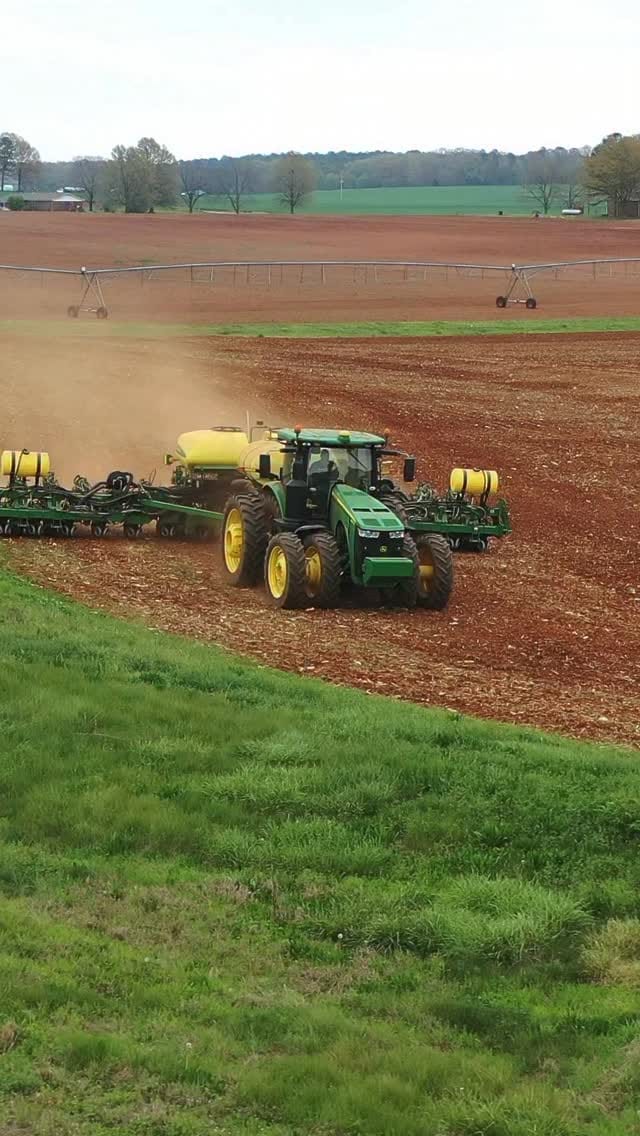Post 3 by Riggs Ware on Instagram (video)