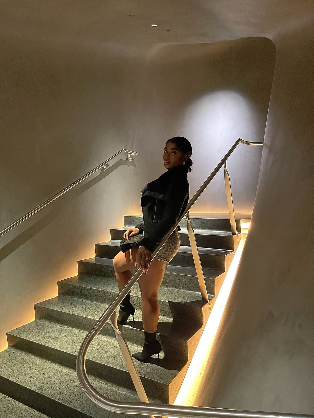 Post 2 by 𝕐𝕠𝕦𝕣 𝔽𝕒𝕧𝕠𝕣𝕚𝕥𝕖 ℂ𝕒𝕜𝕖 𝕃𝕒𝕕𝕪 🧿 on Instagram (carousel)