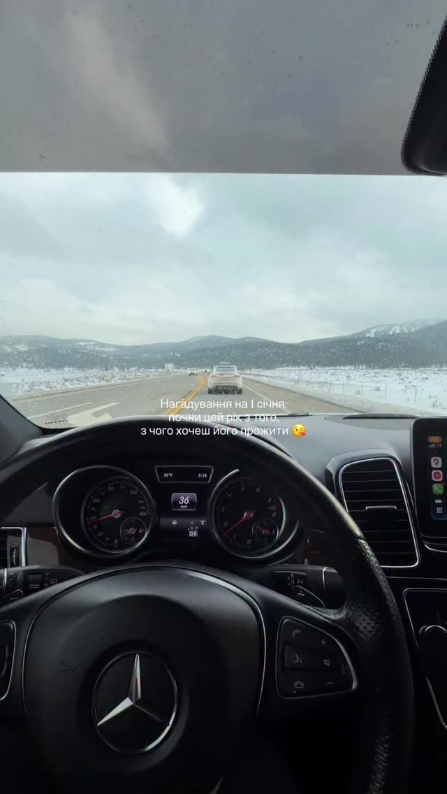 Post 5 by Vika Lionchik on Instagram (video)