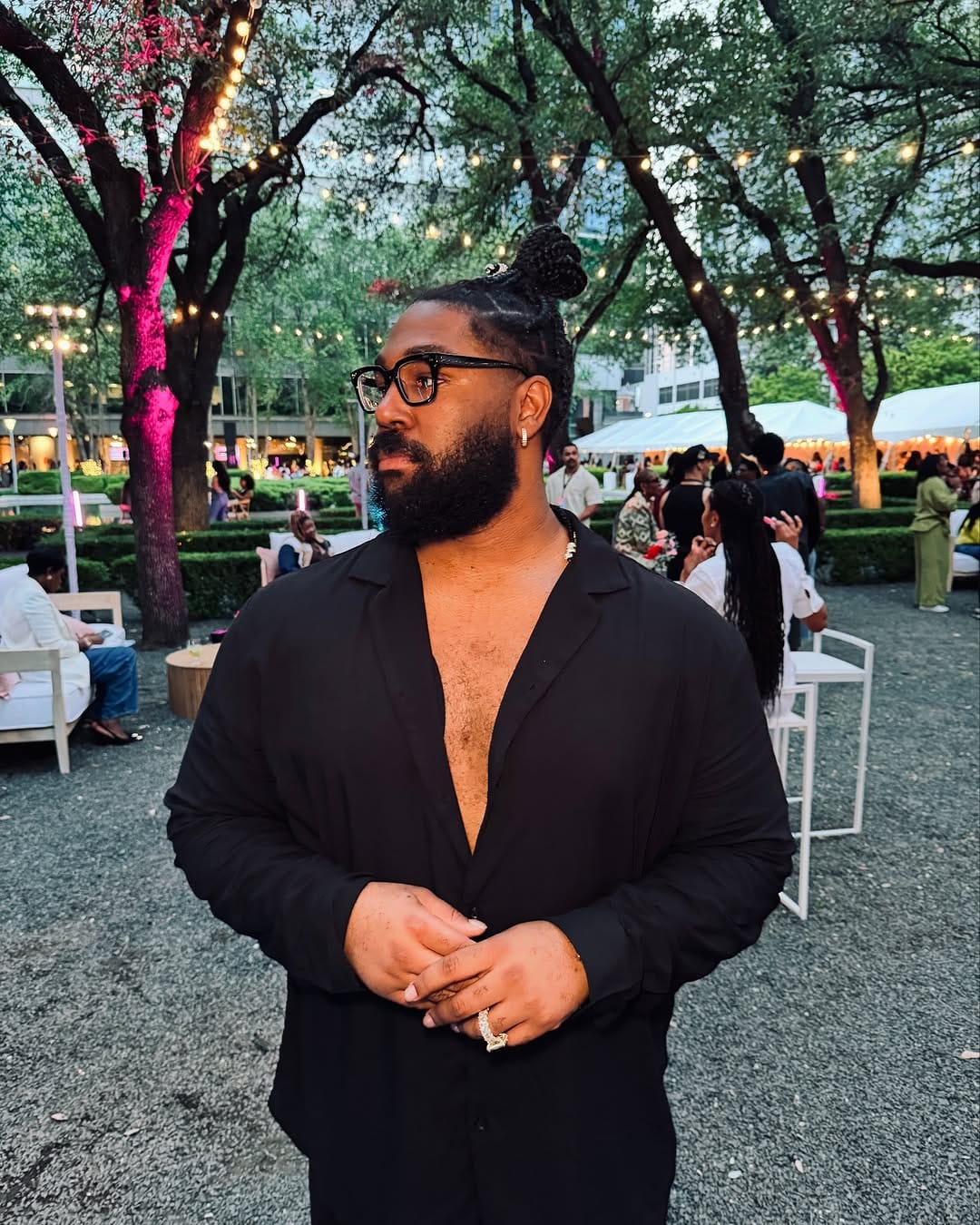 Post 8 by Matias R. Gupton on Instagram (carousel)