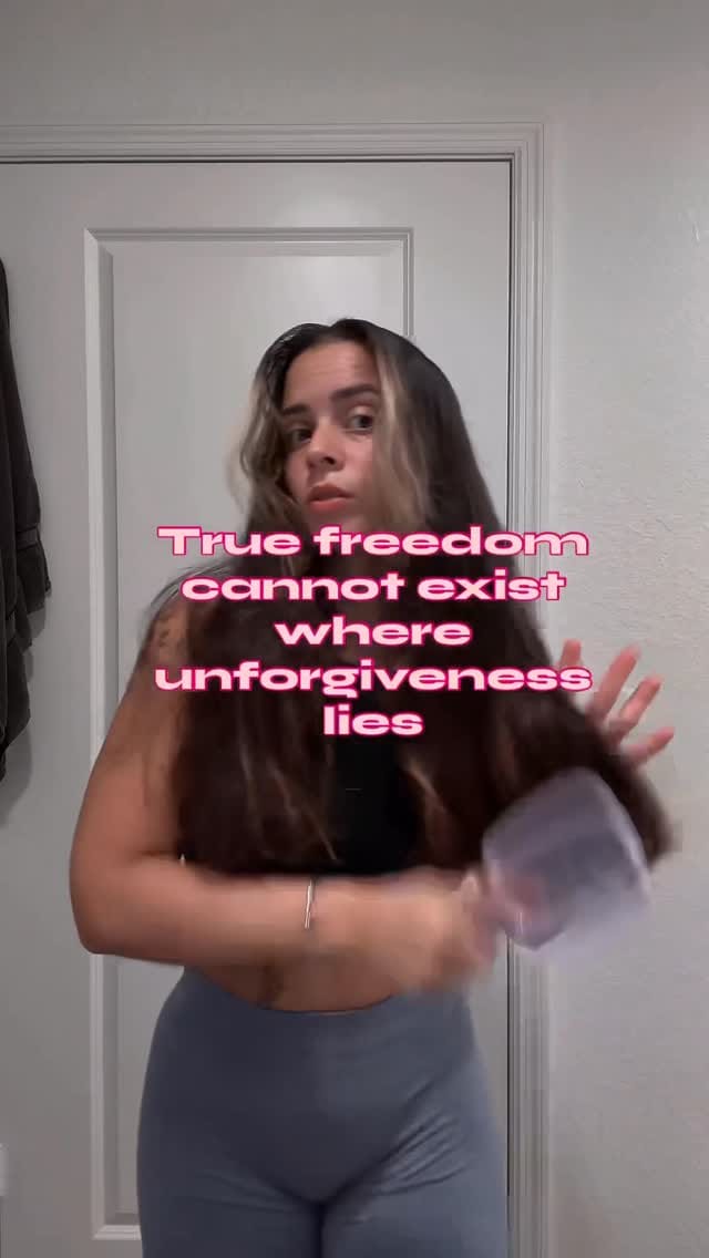 Post 3 by Miranda Davis on Instagram (video)