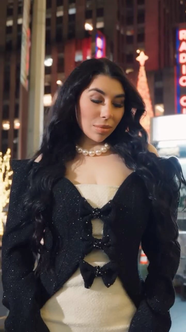 Post 4 by Dayna Brito💖 on Instagram (video)