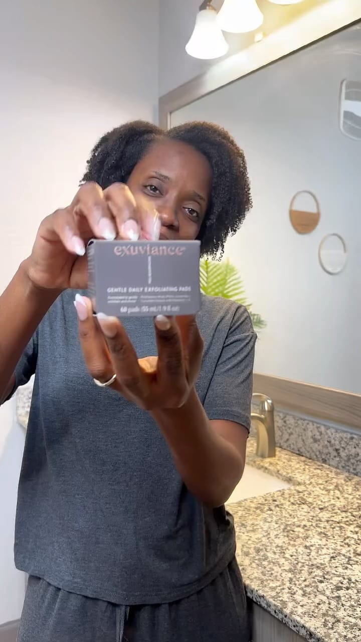 Post 2 by Emanie Dupin on Instagram (video)