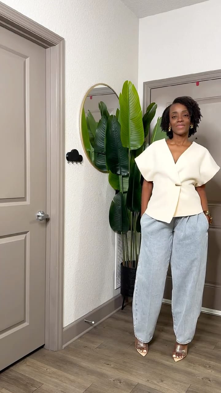 Post 3 by Emanie Dupin on Instagram (video)