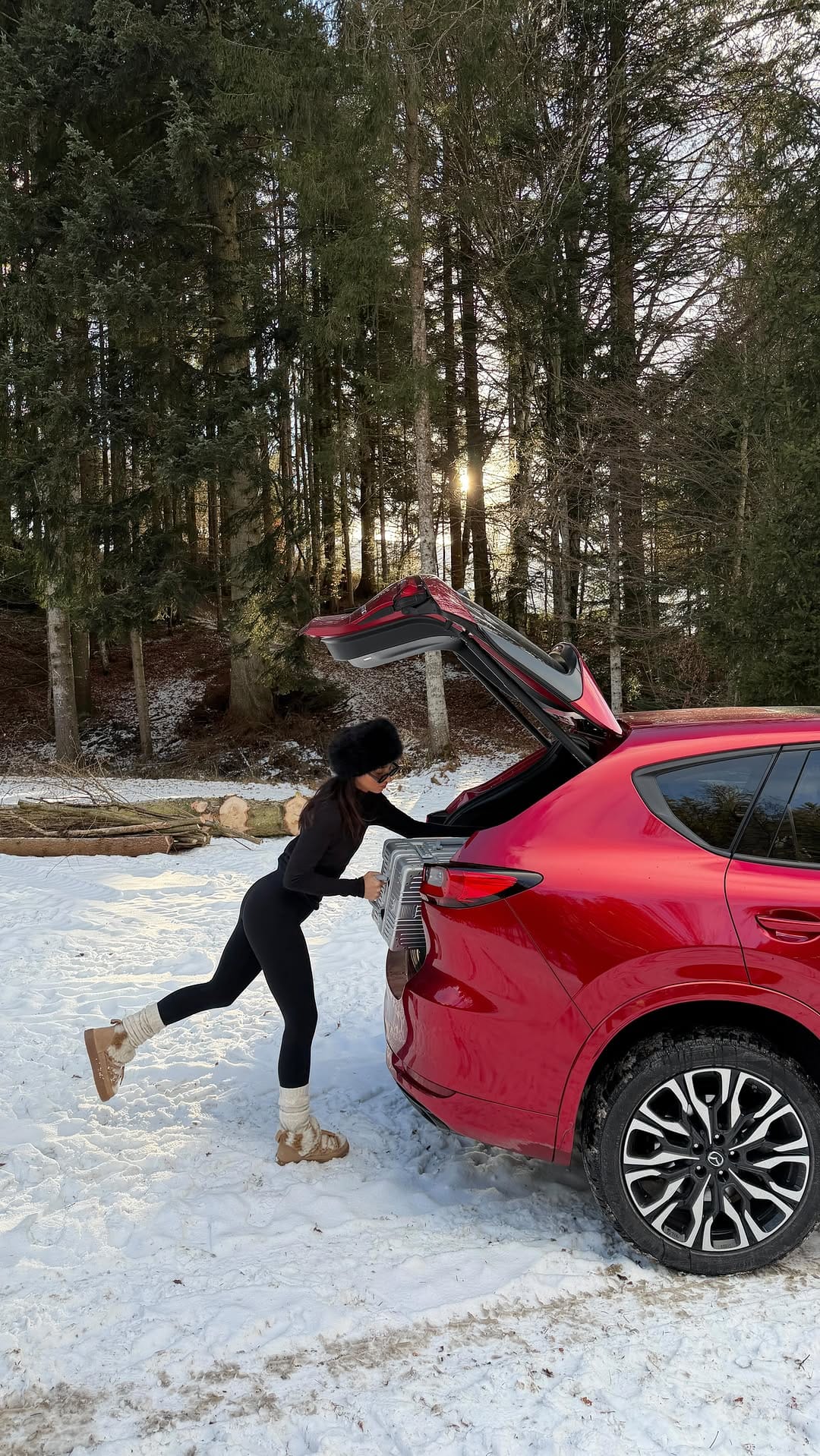 Post 2 by GEORGIA on Instagram (video)