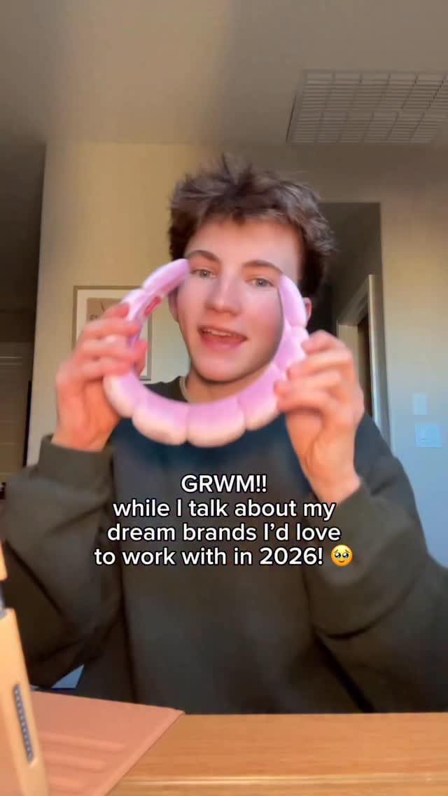Post 7 by hudson♥ on Instagram (video)