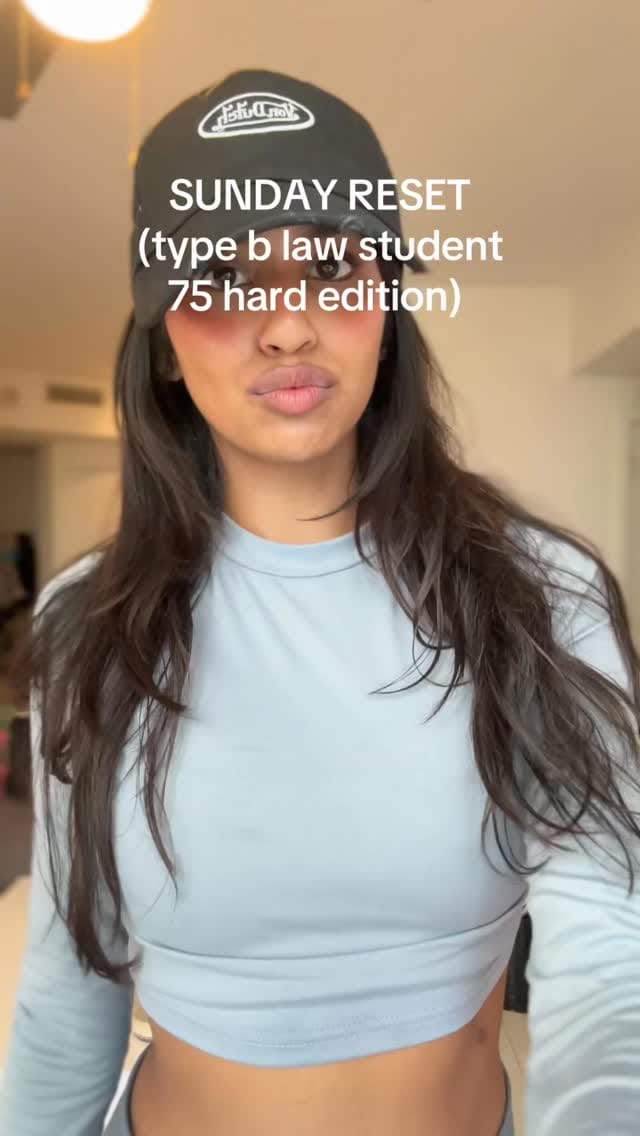 Post 2 by jewlz/julia on Instagram (video)