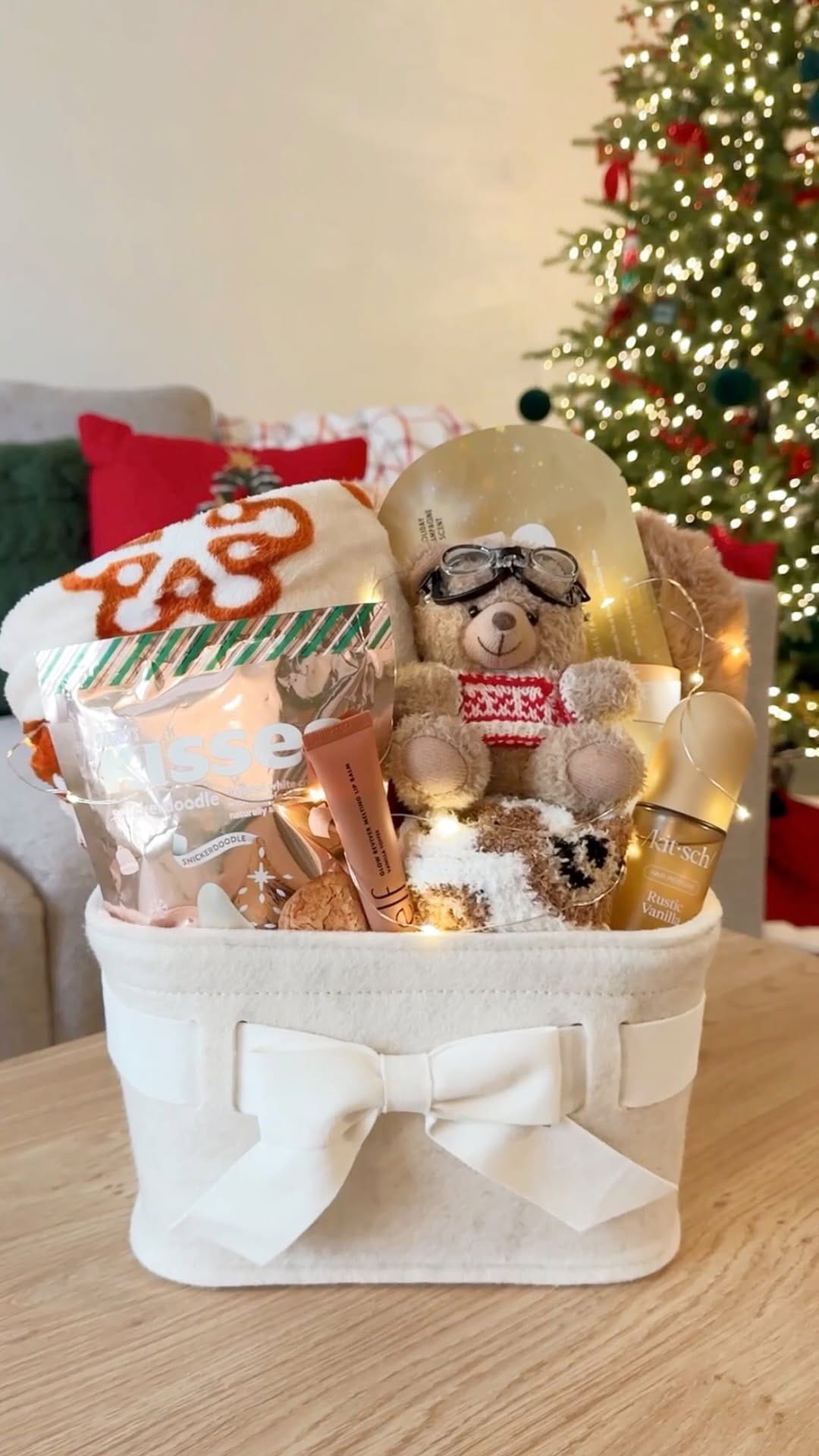 Post 6 by Jessica Perez | Creator | South Florida on Instagram (video)