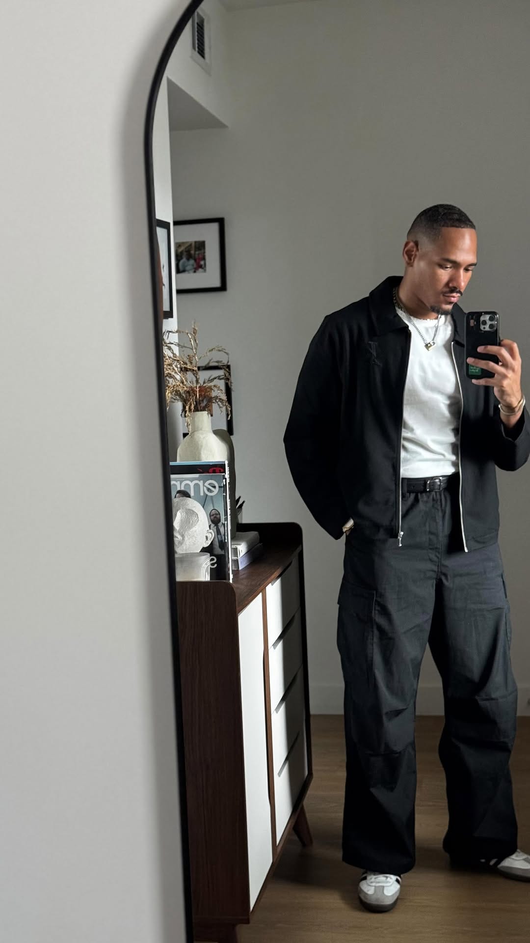 Post 5 by Dezmon Gilmore on Instagram (video)