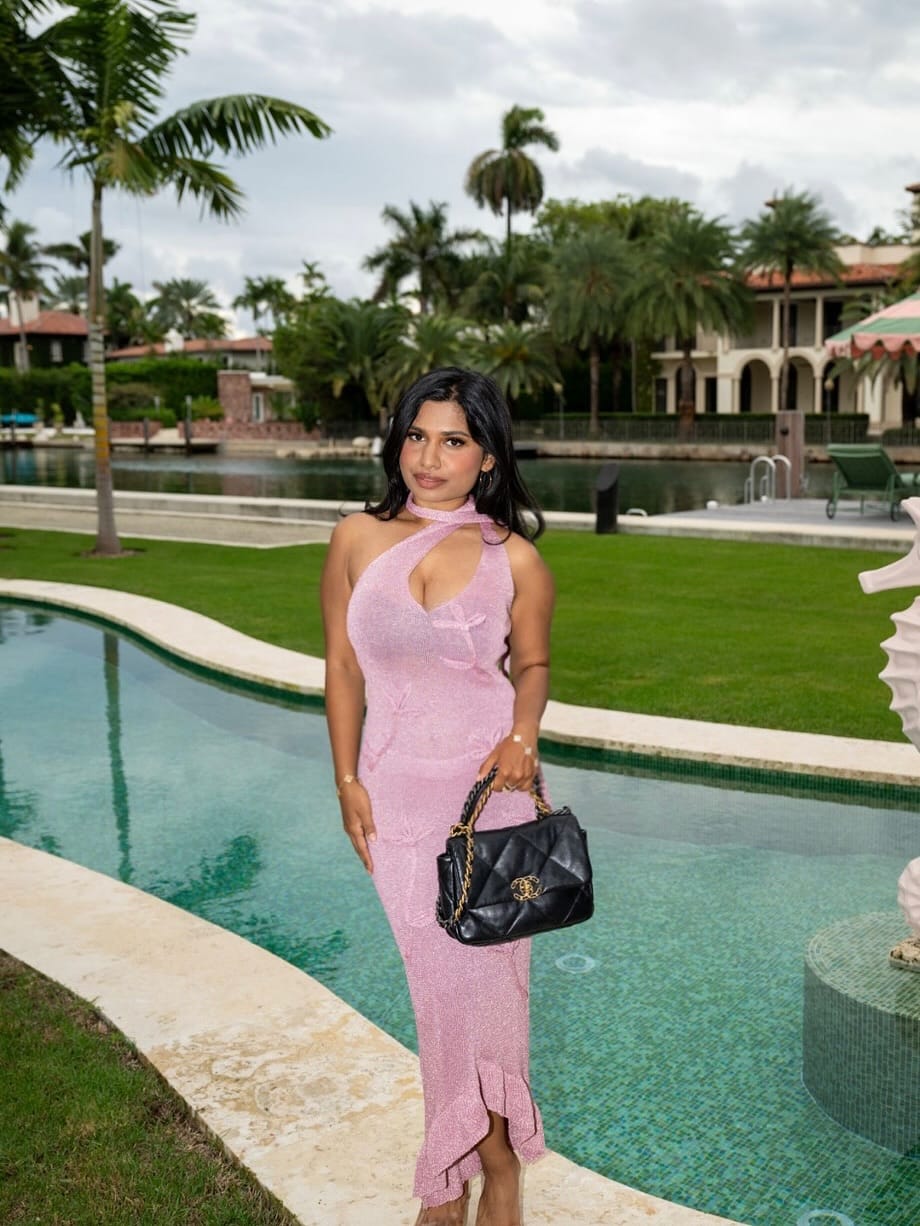 Post 8 by Nikki | Miami Creator on Instagram (carousel)