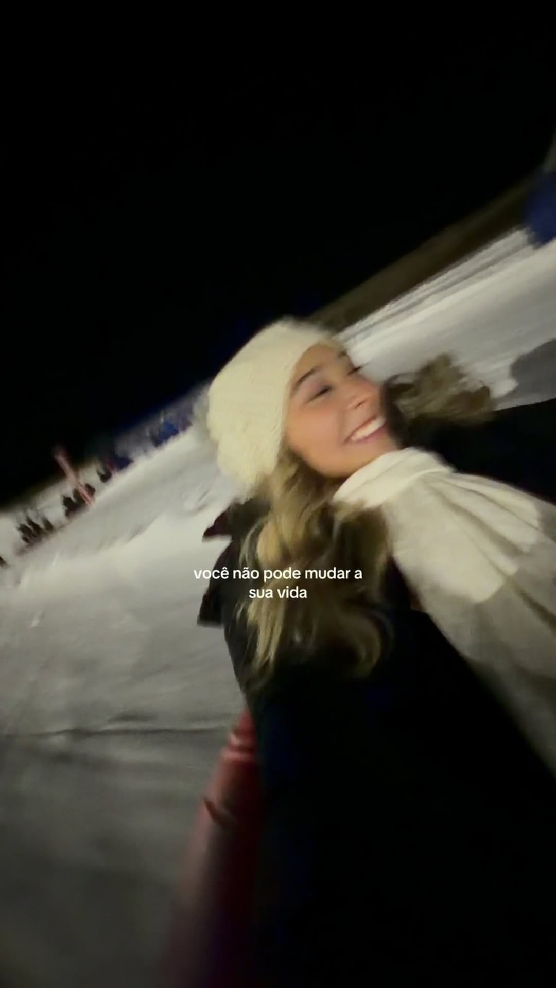 Post 5 by Giovana Prezia on Instagram (video)