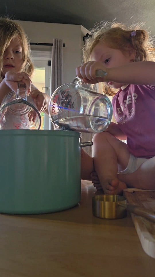 Post 5 by Alexandra Dastrup | alex is a mom dot com on Instagram (video)