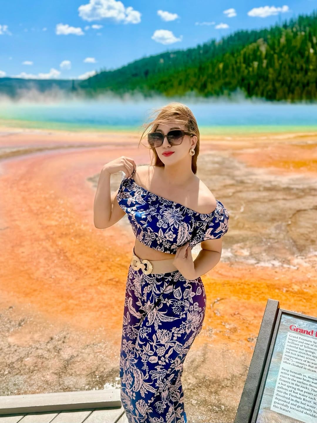 Post 6 by Reena Subba 🇳🇵🇱🇷 on Instagram (carousel)