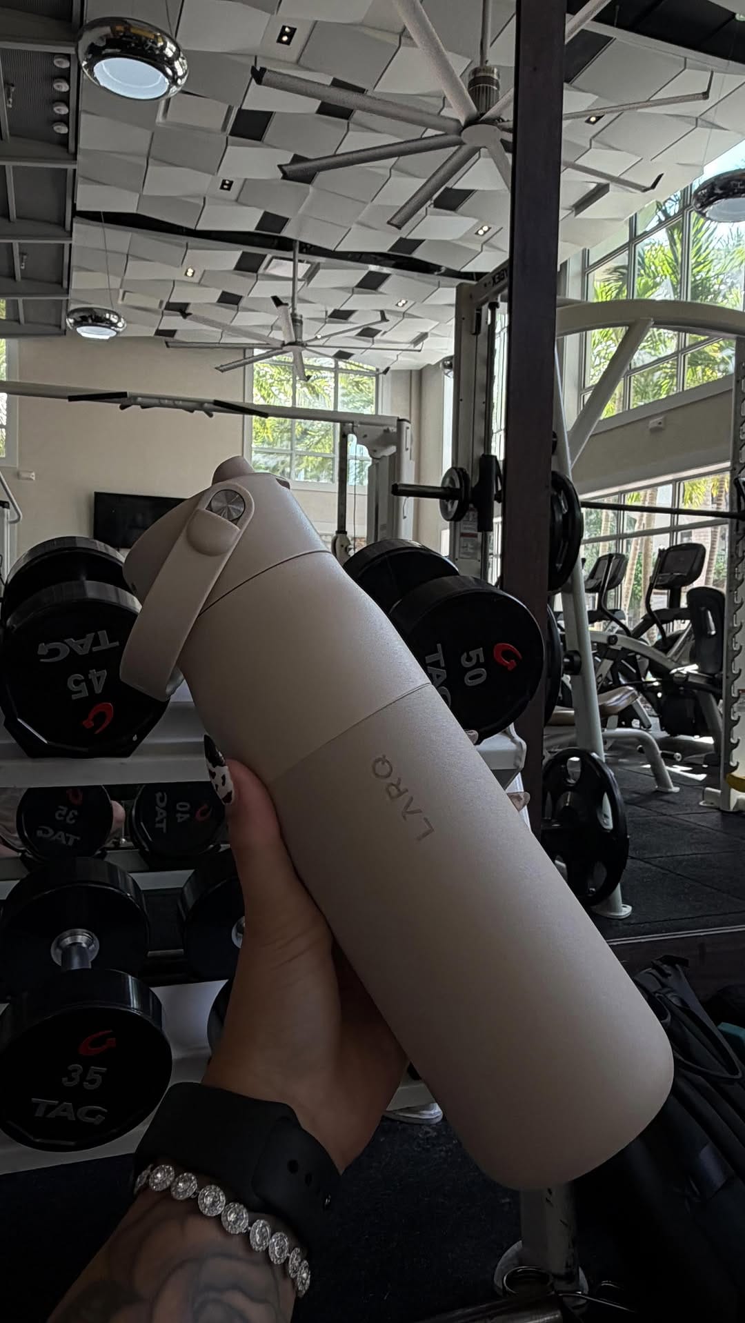 Post 5 by Valeria Rojas on Instagram (video)