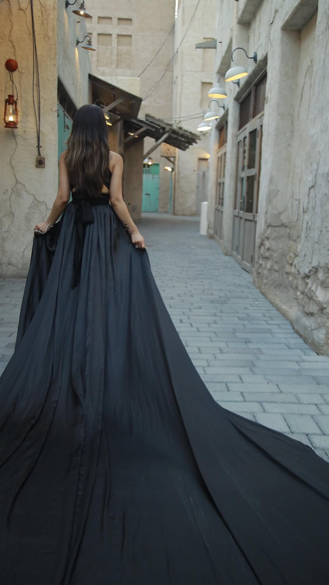 Post 9 by @fashionikstyle_ on Instagram (video)