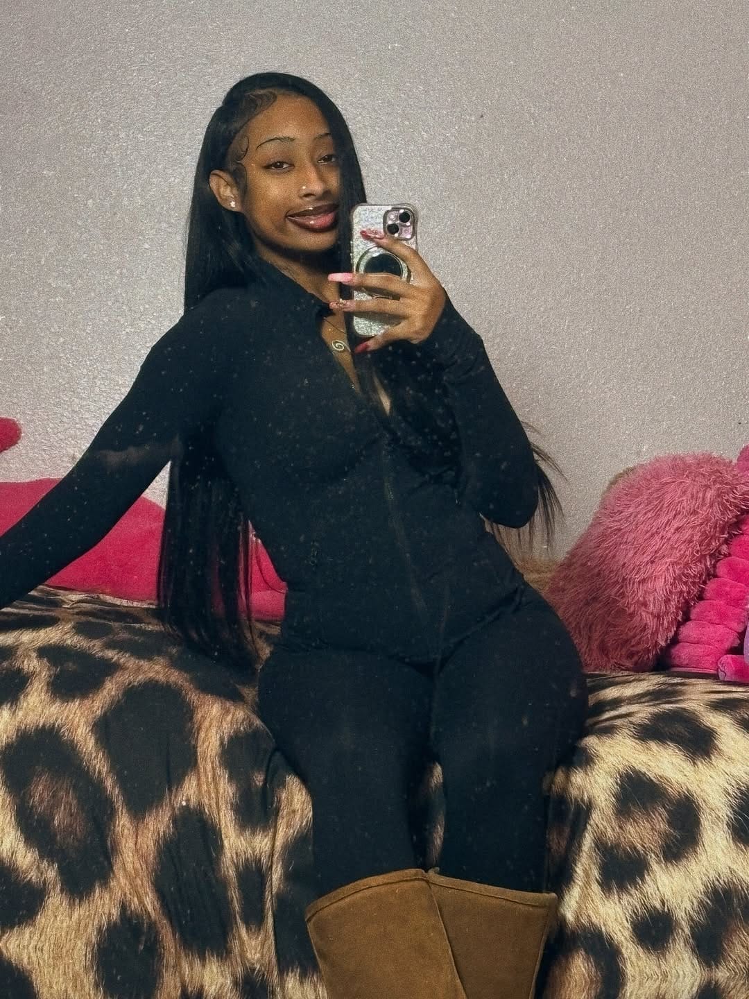 Post 5 by Fly shawty💗 on Instagram (carousel)