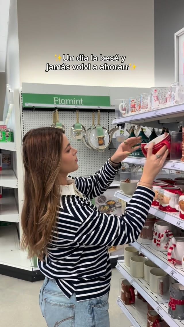 Post 9 by Helen Menendez on Instagram (video)