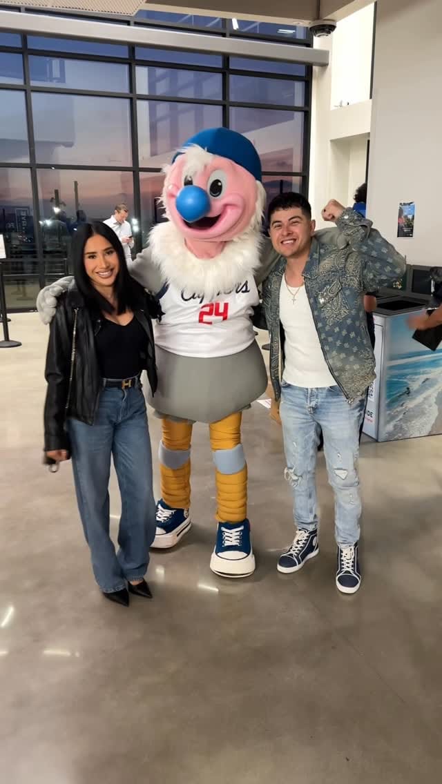 Post 2 by Anita|San diego on Instagram (video)