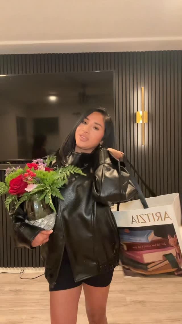 Post 5 by Anita|San diego on Instagram (video)