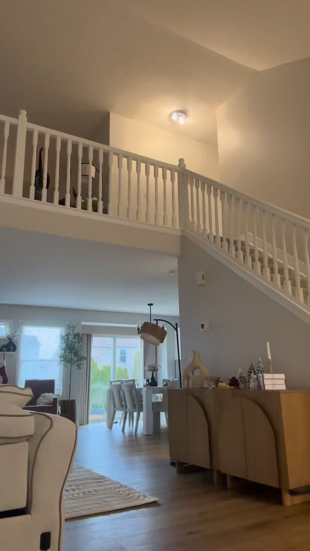 Post 1 by Dream Home on Instagram (video)