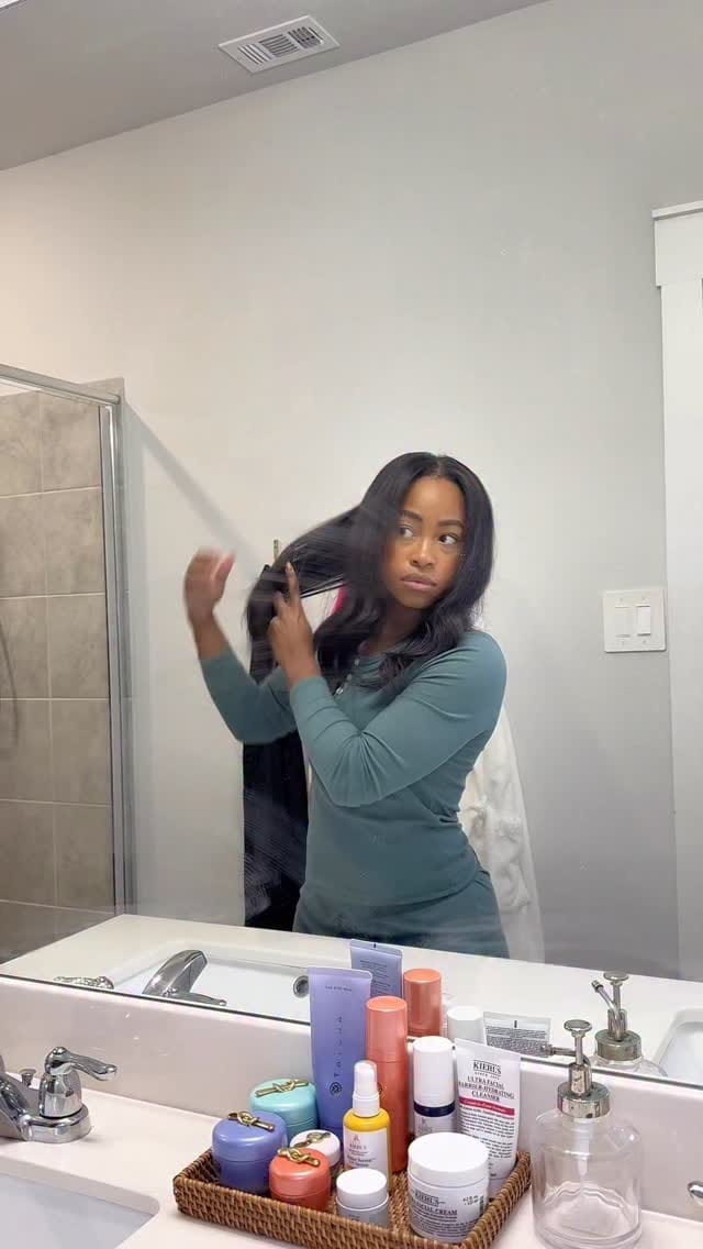 Post 1 by Jacy Nichelle on Instagram (video)