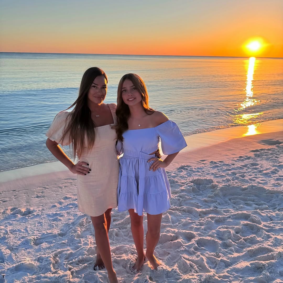 Post 6 by Jody Slevin on Instagram (image)