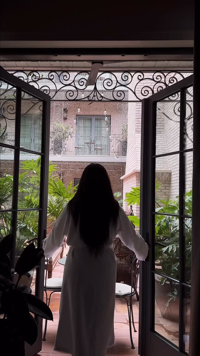 Post 1 by CLAUDIANE | BOSTON BLOGGER 🇭🇹 on Instagram (video)