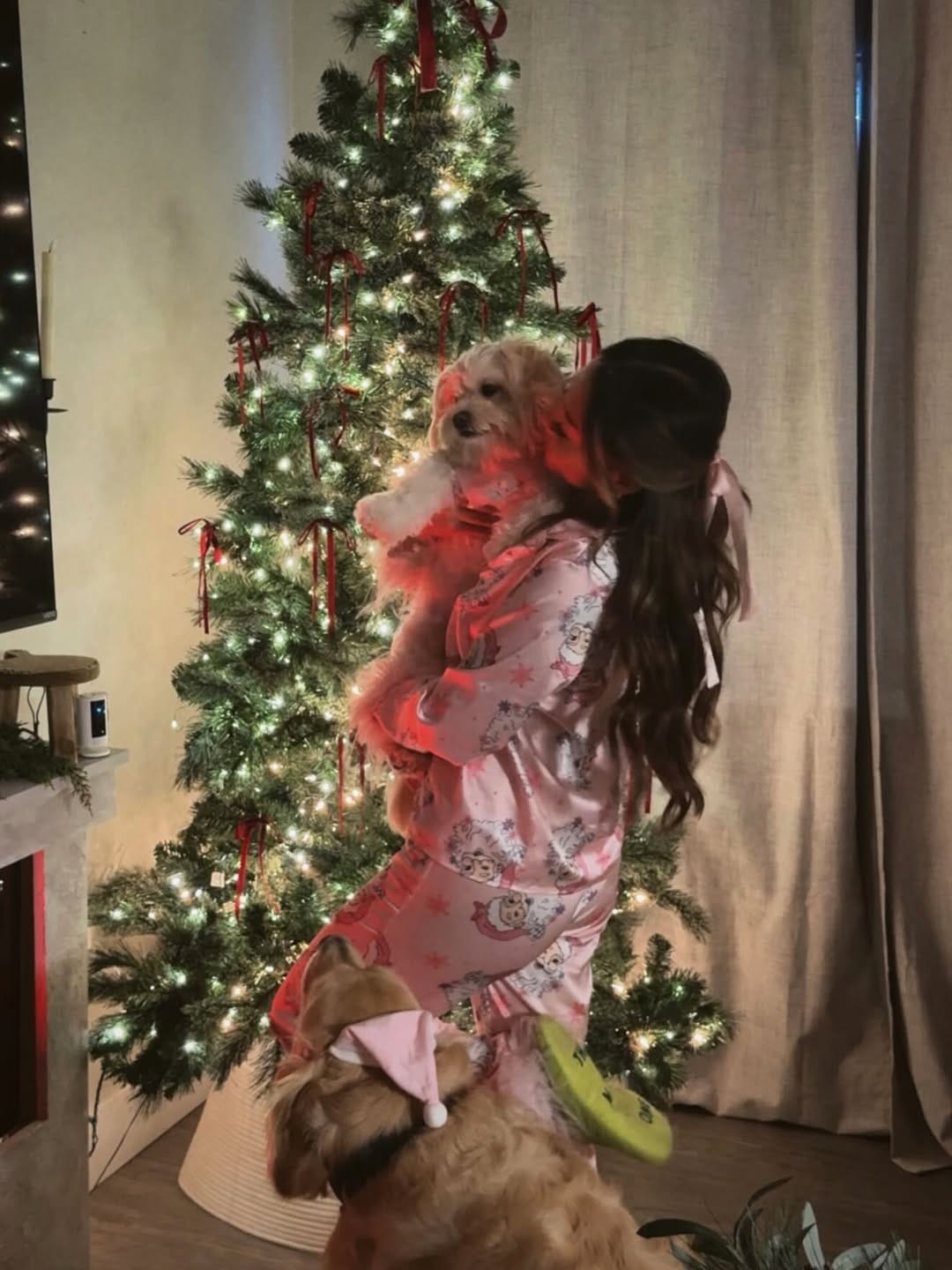 Post 3 by Pearl Elizabeth on Instagram (carousel)