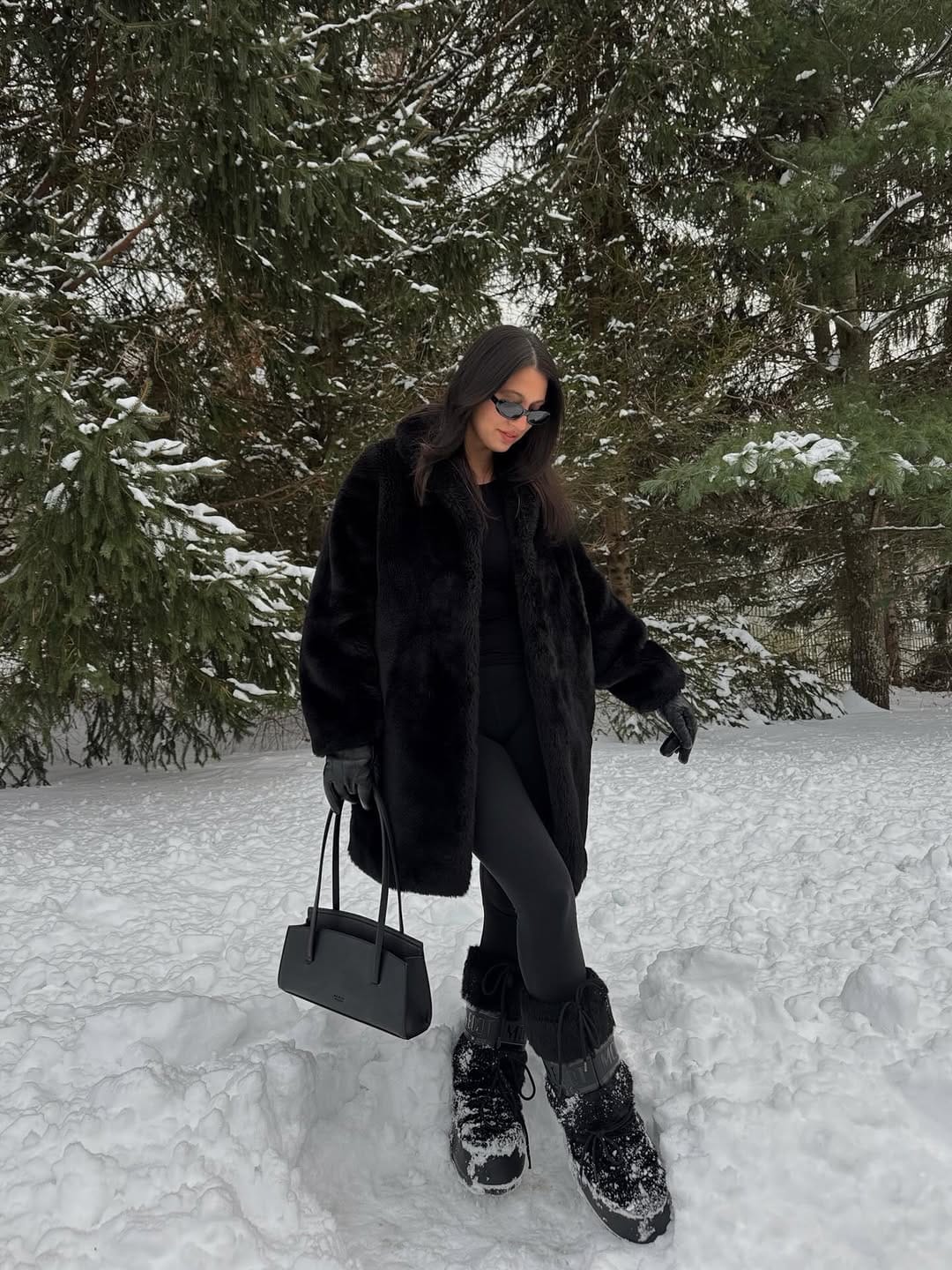 Post 8 by A L Y S S A 🖤 on Instagram (carousel)