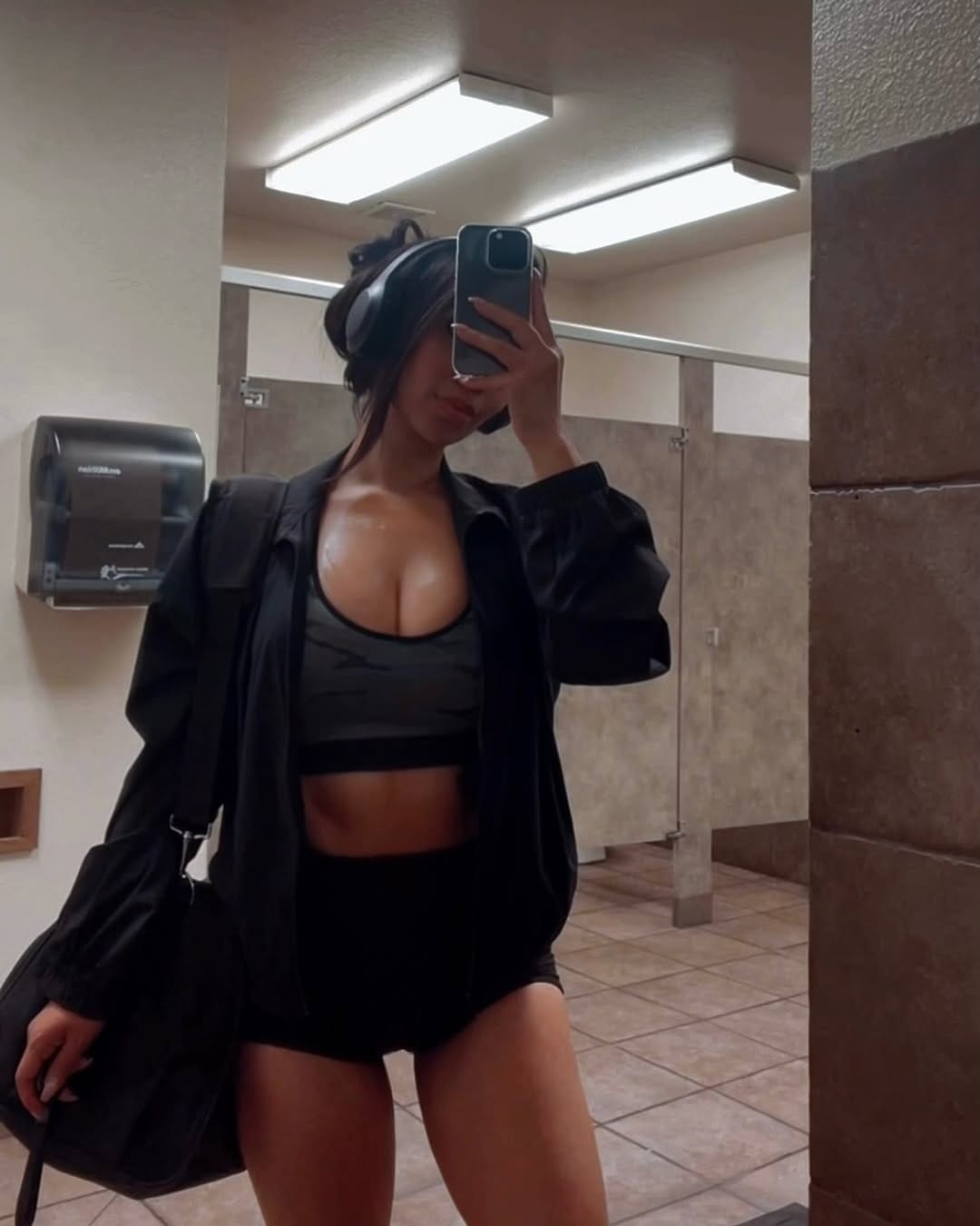Post 9 by I W A L A N I on Instagram (carousel)