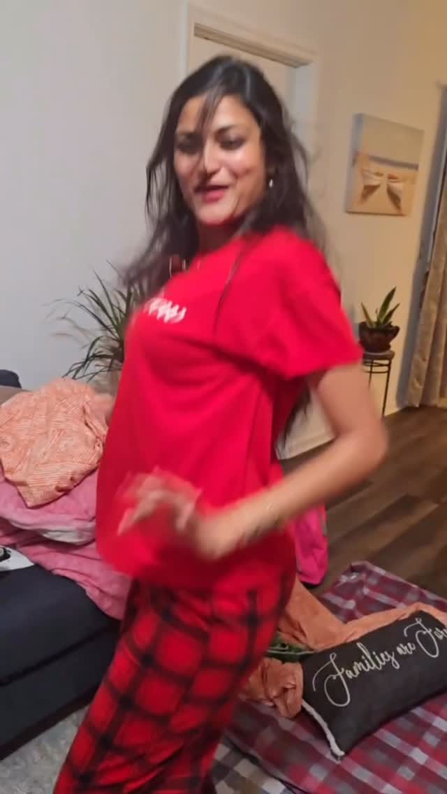 Post 2 by Mrs. Singh 🔱Rajpoot🔱 on Instagram (video)