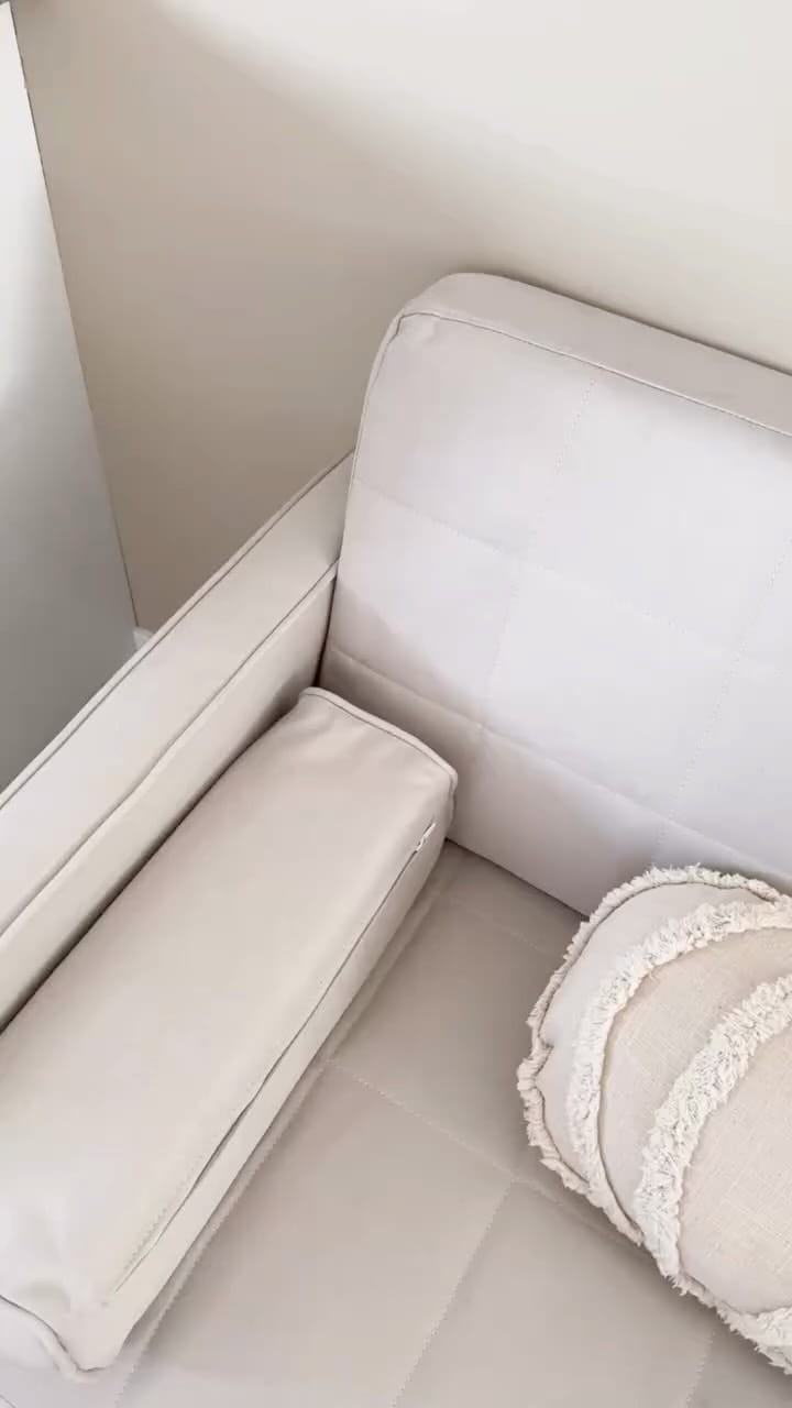 Post 8 by Olha Nezdiur on Instagram (video)