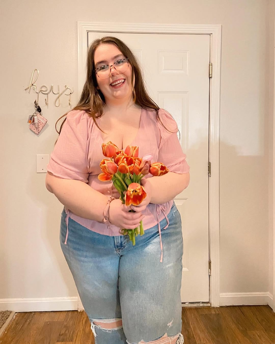 Post 6 by Jessica🌻•Plus Size Fashion• on Instagram (image)