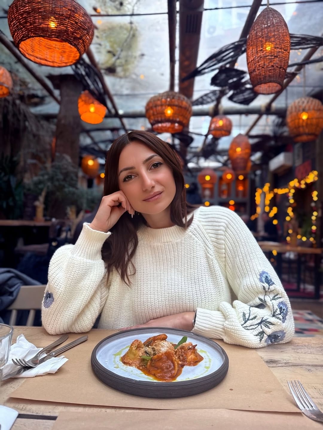 Post 3 by Paola 💕 on Instagram (carousel)