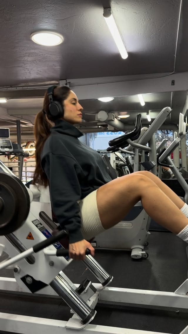 Post 1 by Suy Gonzales|Personal Trainer Online on Instagram (video)
