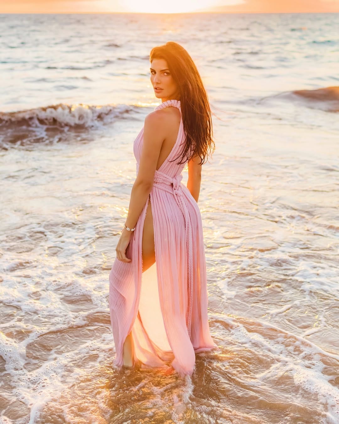 Post 4 by Love and Water Photography | Maui, HI on Instagram (carousel)