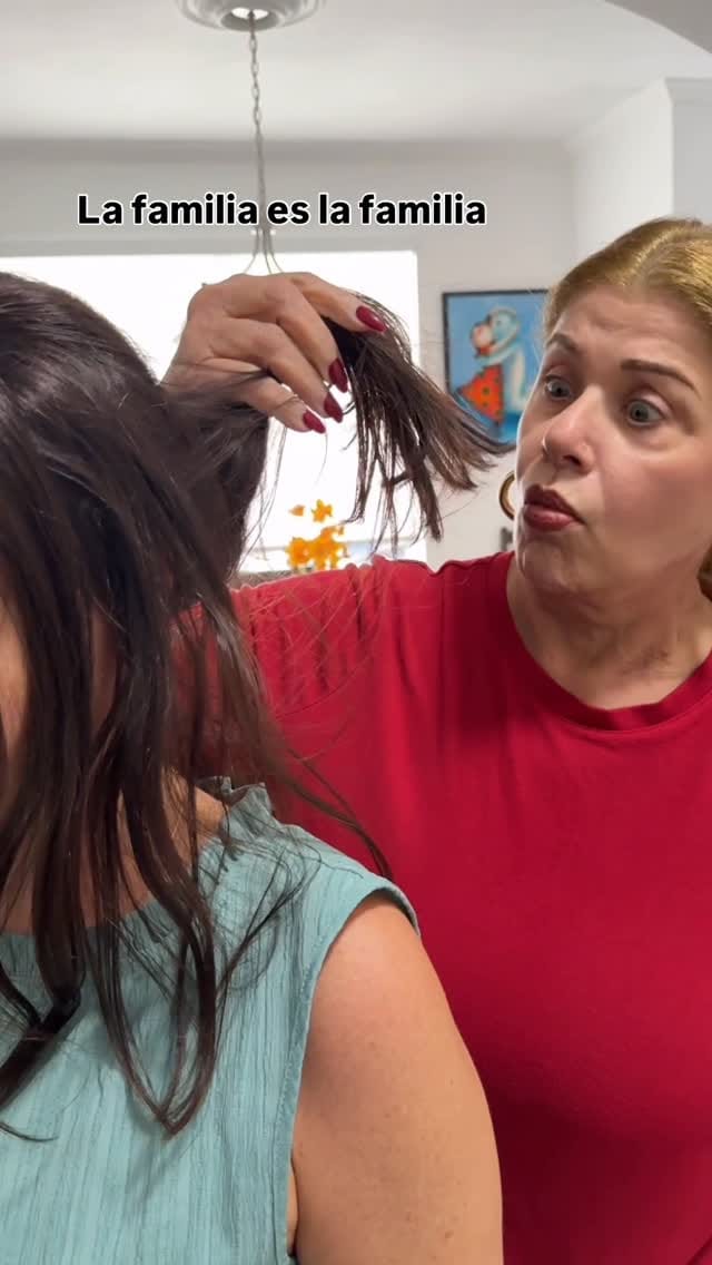 Post 3 by LafamiliaPerez on Instagram (video)