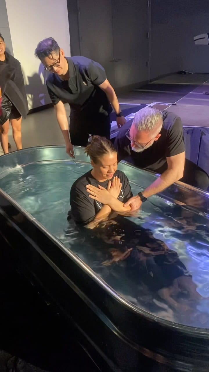 Post 9 by Sarah Darrell on Instagram (video)