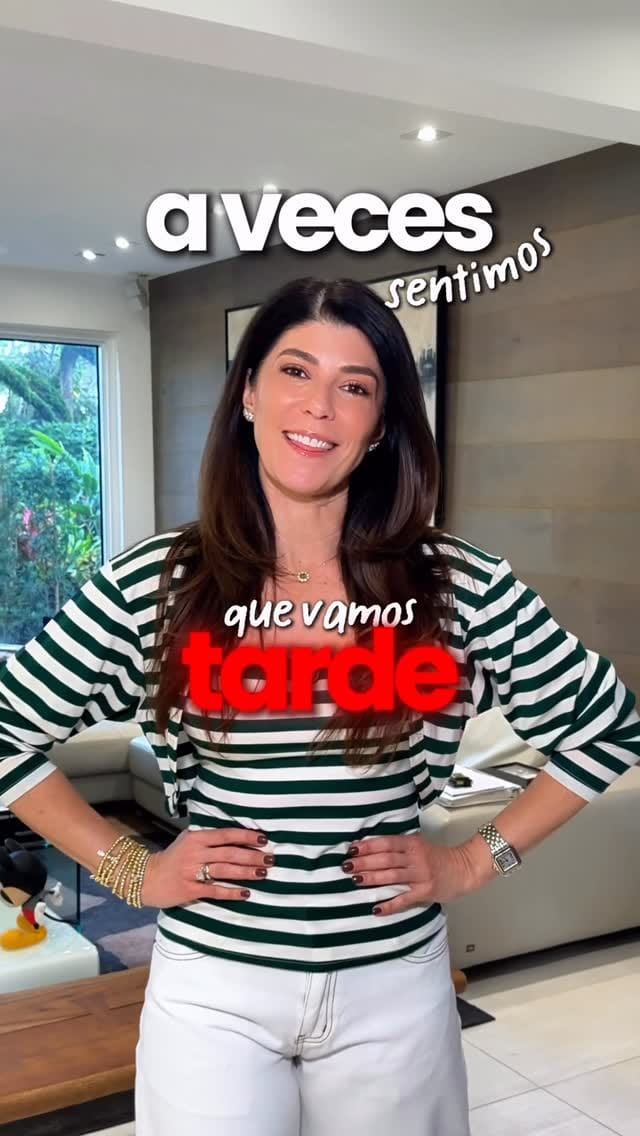 Post 3 by Anabelle Blum  / Latina Content Creator on Instagram (video)