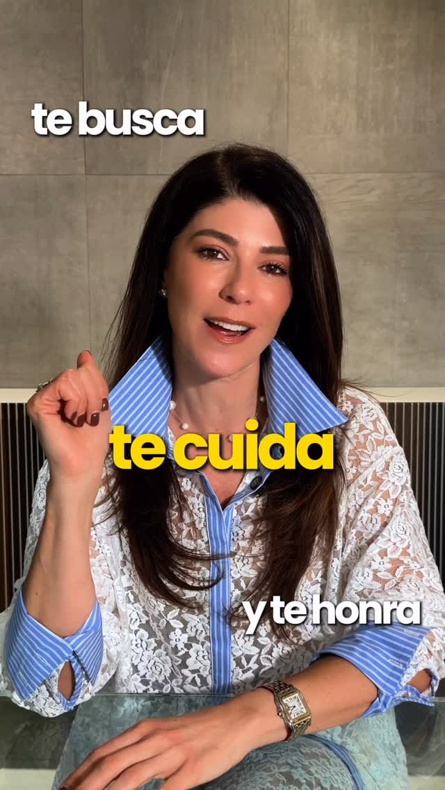 Post 6 by Anabelle Blum  / Latina Content Creator on Instagram (video)