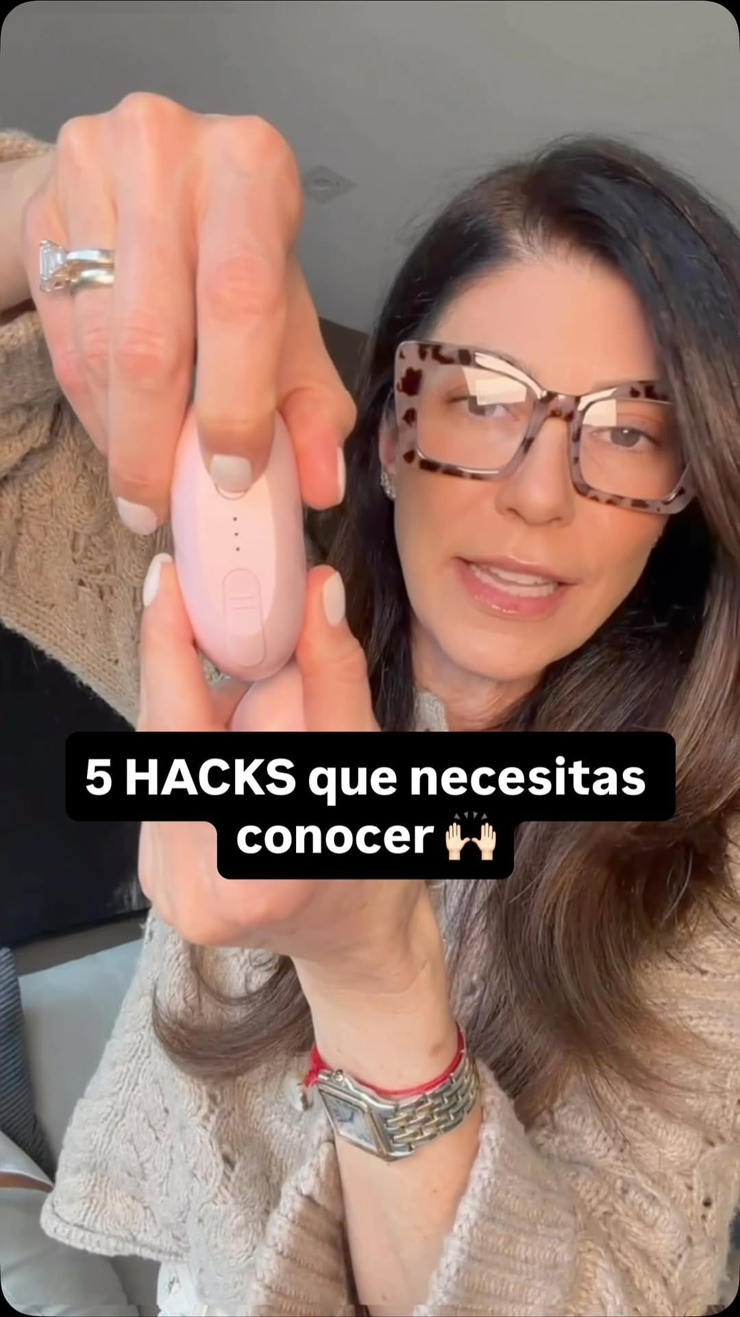 Post 5 by Anabelle Blum  / Latina Content Creator on Instagram (video)